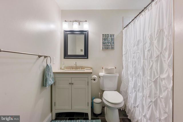 3860 QUARRY AVE, Baltimore, MD 21211