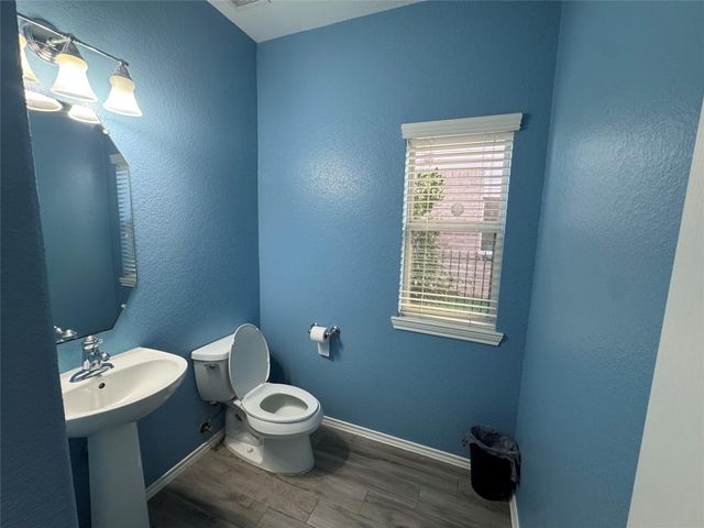 8415 Clover Leaf Drive, Rosenberg, TX 77469