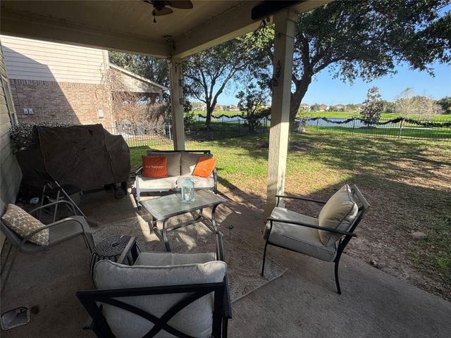 8415 Clover Leaf Drive, Rosenberg, TX 77469