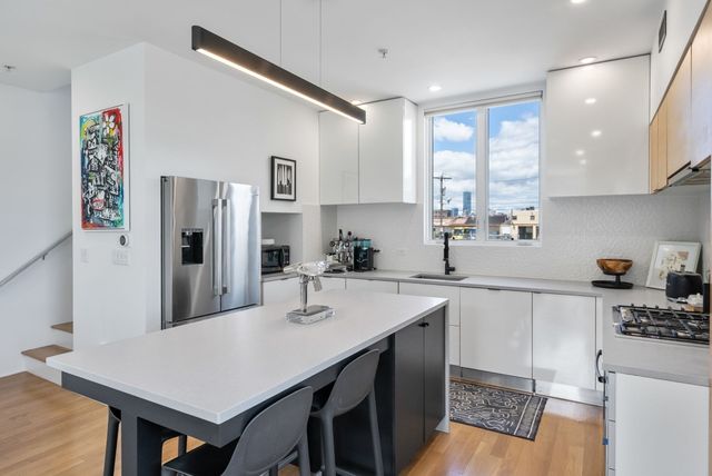 3 Dorchester 3J, Boston, MA 02127