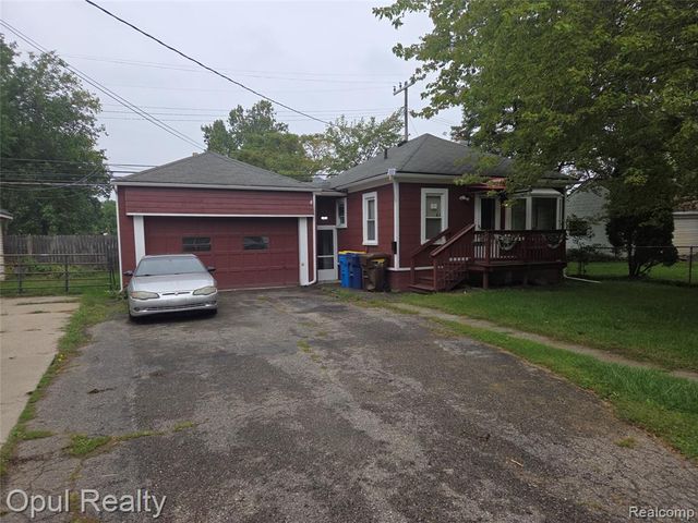 35312 Chestnut Street, Wayne, MI 48184