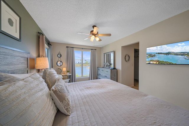 851 AUDUBON DRIVE 851, Bradenton, FL 34209