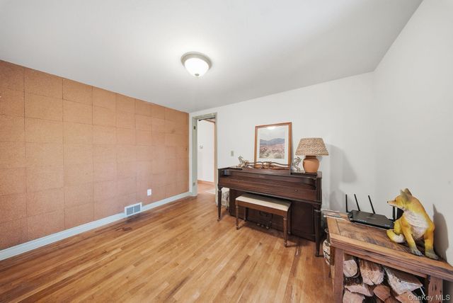 270 Crystal Run Road, Middletown, NY 10941