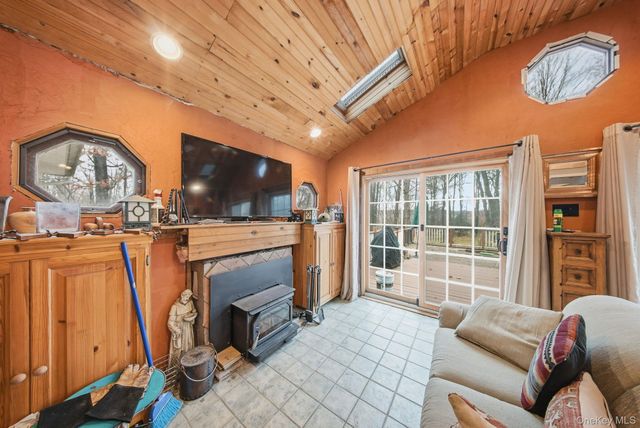 270 Crystal Run Road, Middletown, NY 10941