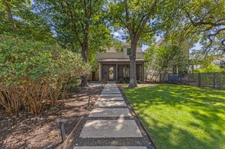 1603 W 39th 1/2 ST A, Austin, TX 78756