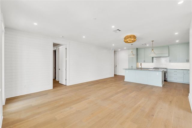 136 W Cotter Ave 5, Port Aransas, TX 78373