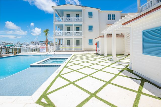 136 W Cotter Ave 5, Port Aransas, TX 78373