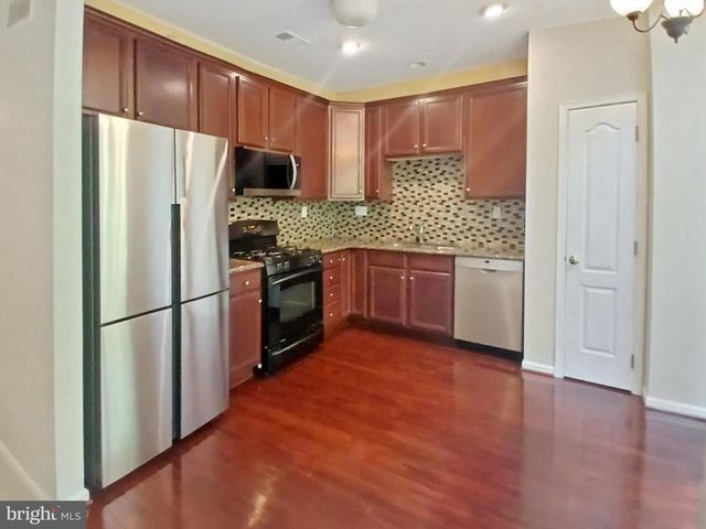 9 WEDGEWOOD CT, Princeton, NJ 08540