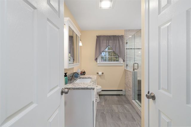 128 Old River Road, Lincoln, RI 02865