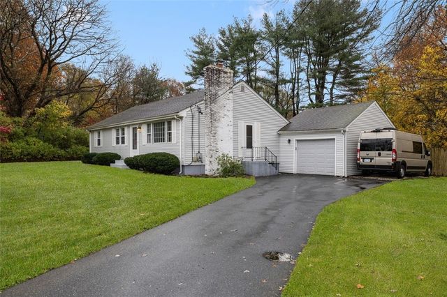 128 Old River Road, Lincoln, RI 02865
