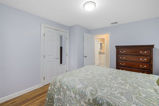 128 Old River Road, Lincoln, RI 02865