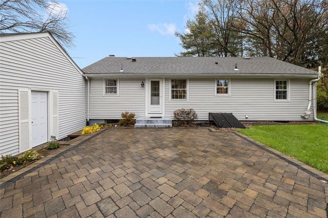 128 Old River Road, Lincoln, RI 02865