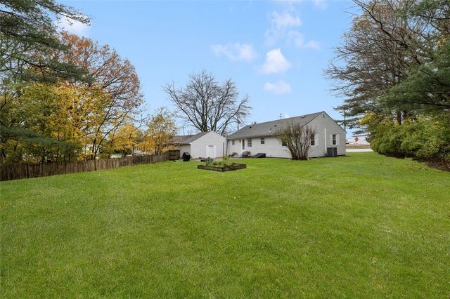 128 Old River Road, Lincoln, RI 02865