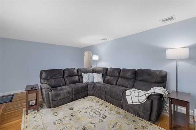 128 Old River Road, Lincoln, RI 02865