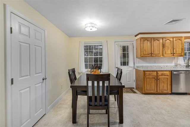 128 Old River Road, Lincoln, RI 02865