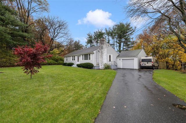 128 Old River Road, Lincoln, RI 02865