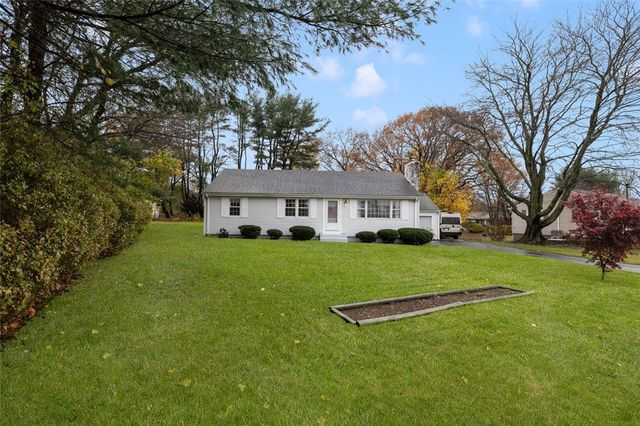128 Old River Road, Lincoln, RI 02865