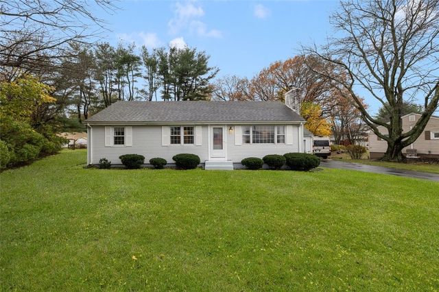128 Old River Road, Lincoln, RI 02865