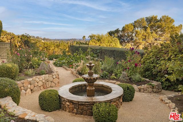 1022 Garcia Road, Santa Barbara, CA 93103