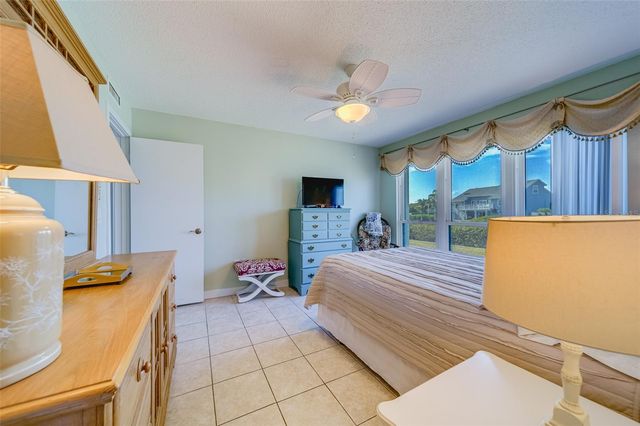 1 WINDRUSH BOULEVARD 63, Indian Rocks Beach, FL 33785