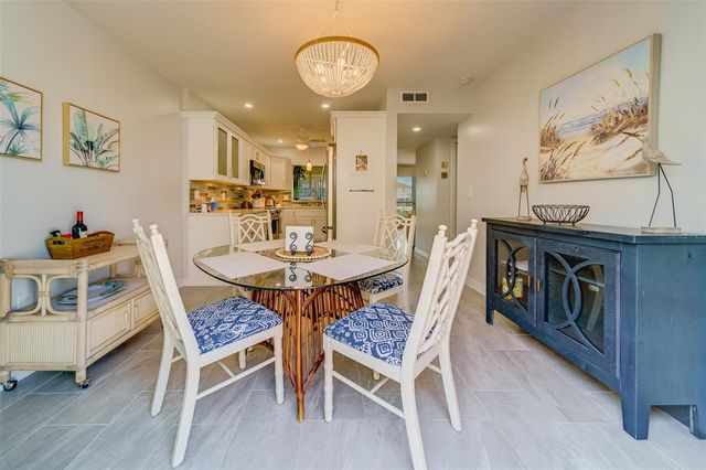 1 WINDRUSH BOULEVARD 63, Indian Rocks Beach, FL 33785