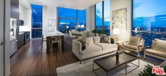 3033 Wilshire Avenue PH1705, Los Angeles, CA 90010