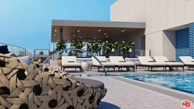 3033 Wilshire Avenue PH1705, Los Angeles, CA 90010