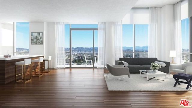 3033 Wilshire Avenue PH1705, Los Angeles, CA 90010