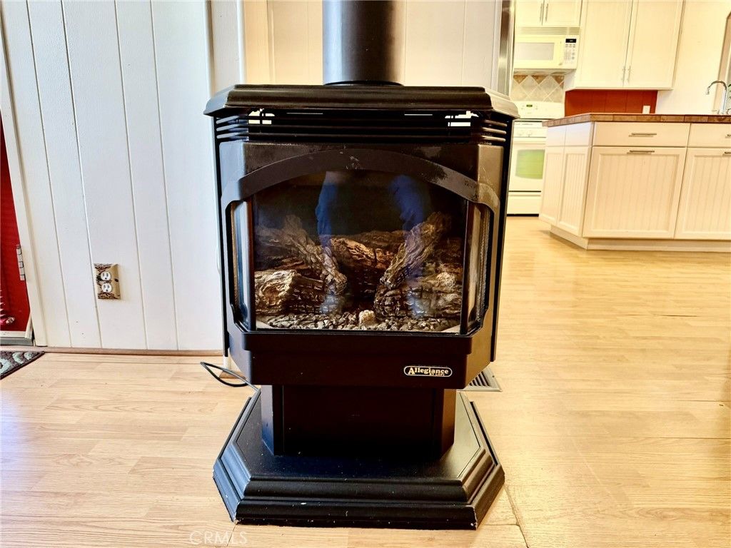 Image 14 of property listing at 7501 Palm 100, Yucca Valley, CA 92284