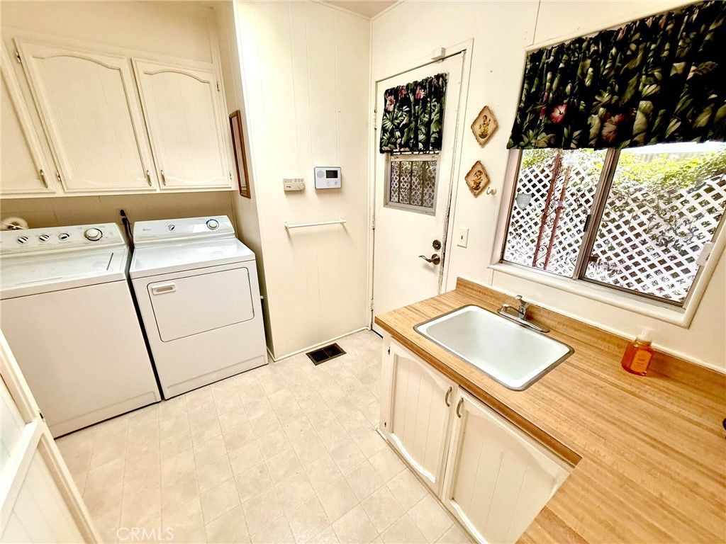 Image 22 of property listing at 7501 Palm 100, Yucca Valley, CA 92284