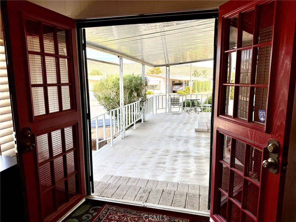 Image 24 of property listing at 7501 Palm 100, Yucca Valley, CA 92284