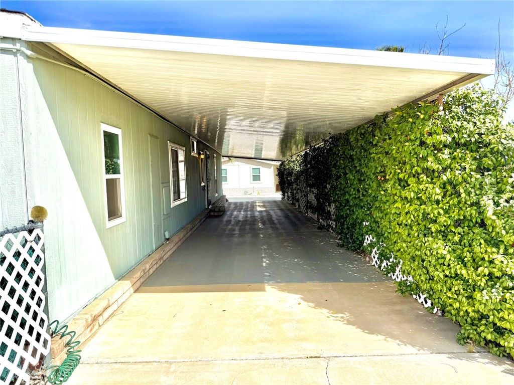 Image 31 of property listing at 7501 Palm 100, Yucca Valley, CA 92284