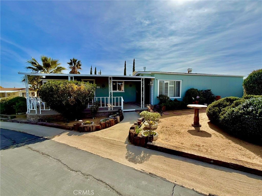 Image 39 of property listing at 7501 Palm 100, Yucca Valley, CA 92284