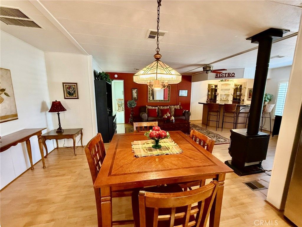 Image 4 of property listing at 7501 Palm 100, Yucca Valley, CA 92284