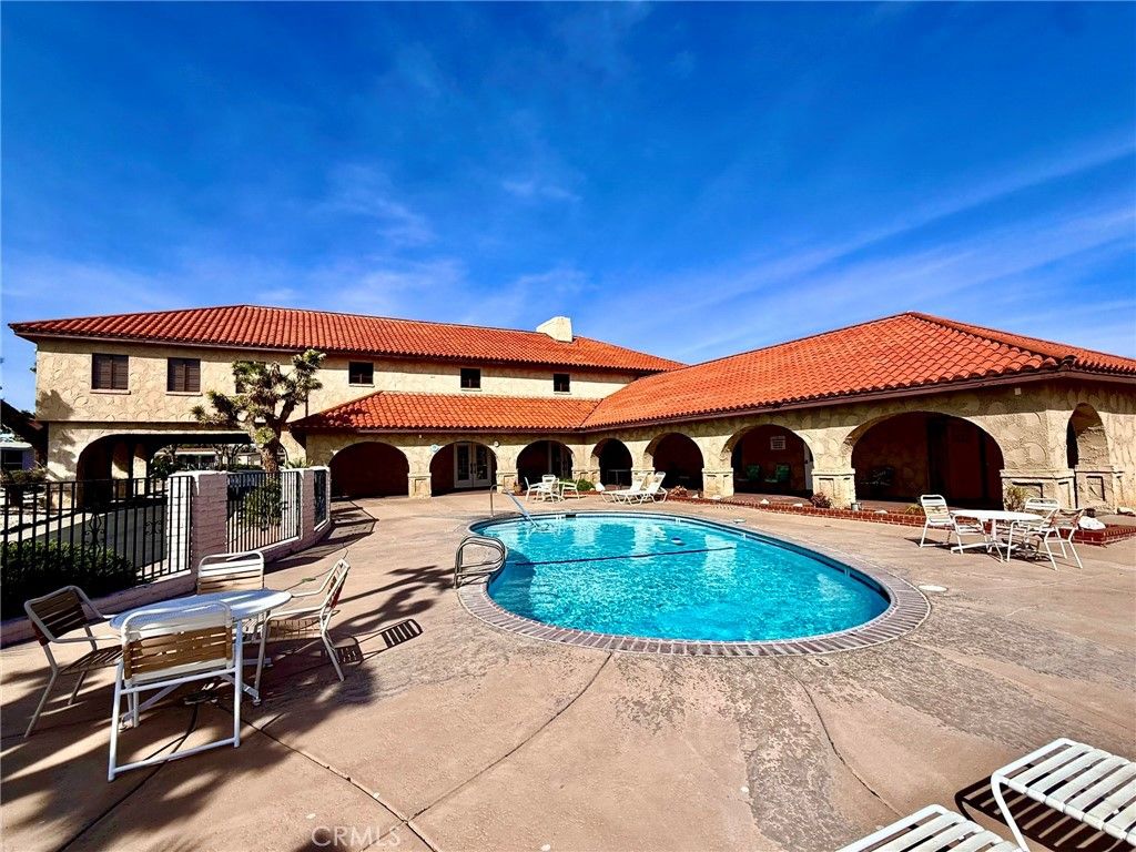 Image 41 of property listing at 7501 Palm 100, Yucca Valley, CA 92284