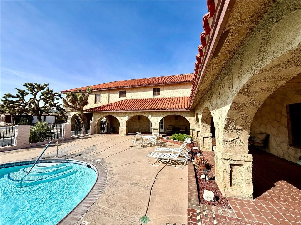 Image 42 of property listing at 7501 Palm 100, Yucca Valley, CA 92284