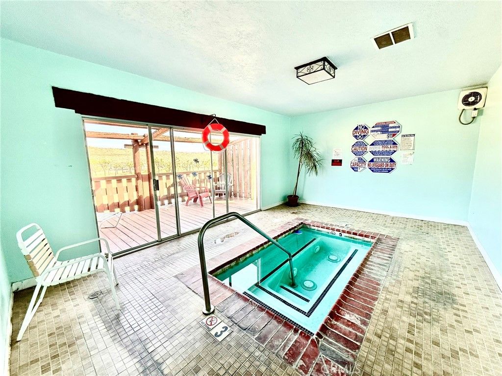 Image 43 of property listing at 7501 Palm 100, Yucca Valley, CA 92284