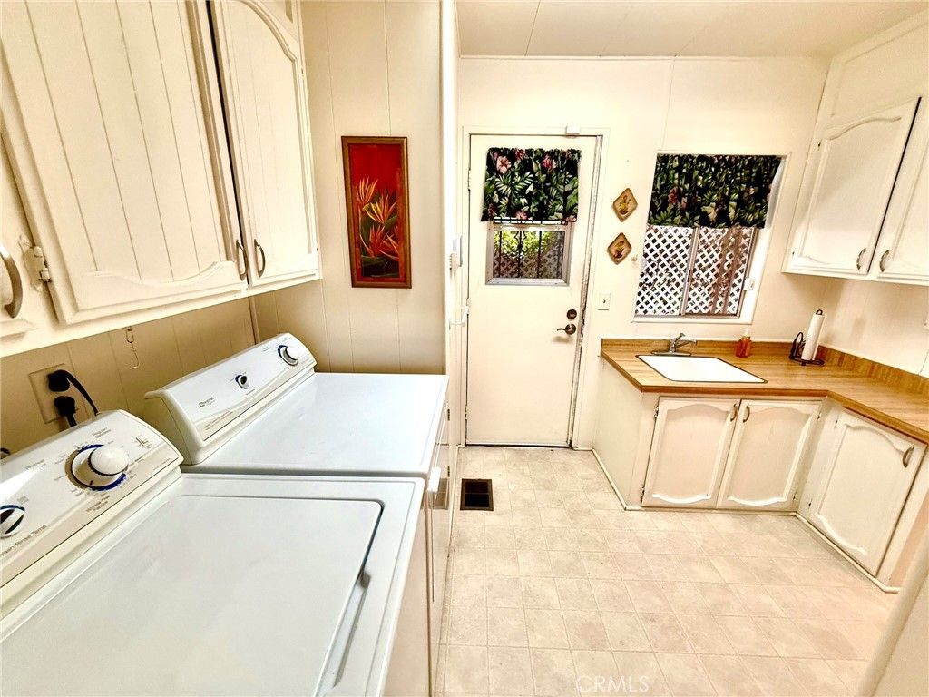 Image 49 of property listing at 7501 Palm 100, Yucca Valley, CA 92284