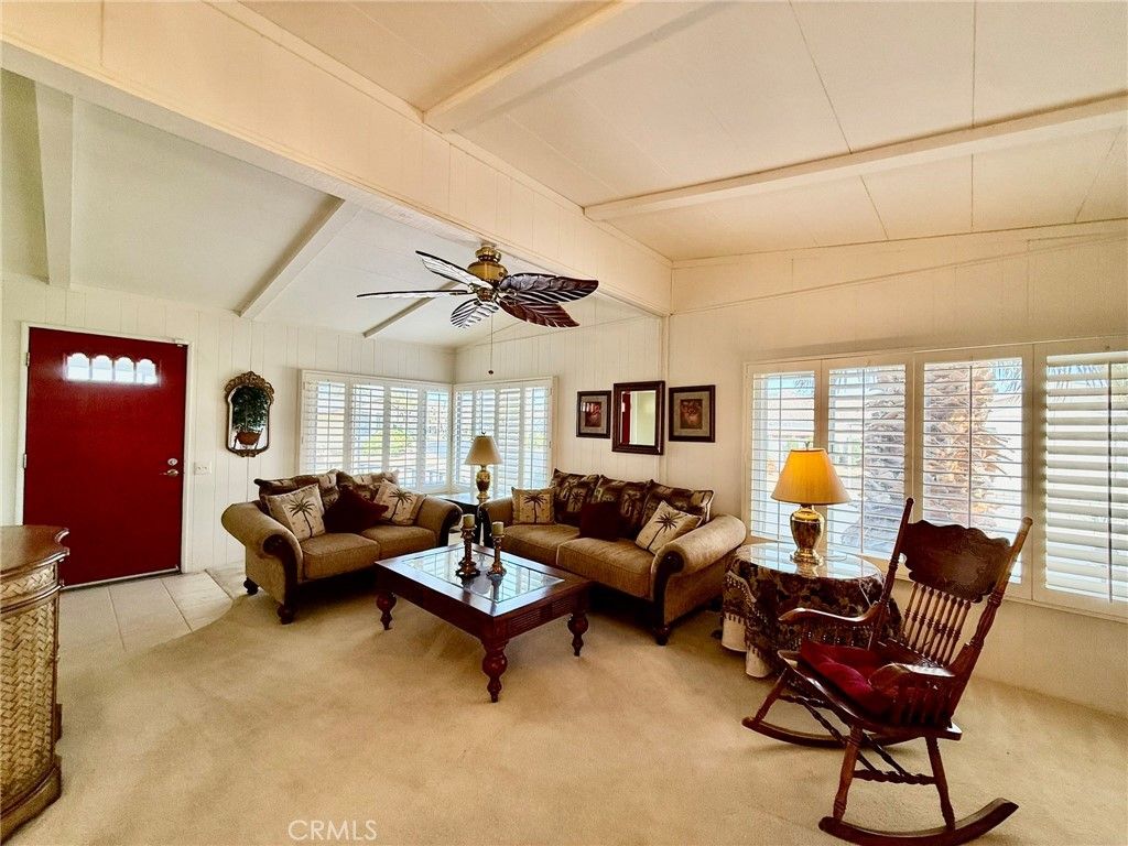 Image 6 of property listing at 7501 Palm 100, Yucca Valley, CA 92284