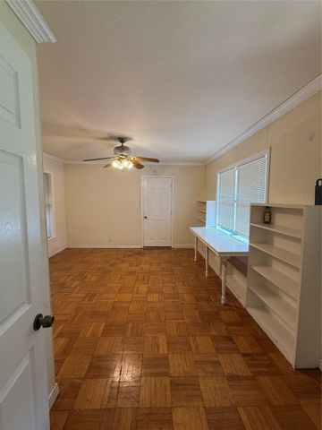 201 N Dallas Street, Palmer, TX 75152