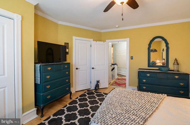 4914 CEDAR AVE, Philadelphia, PA 19143