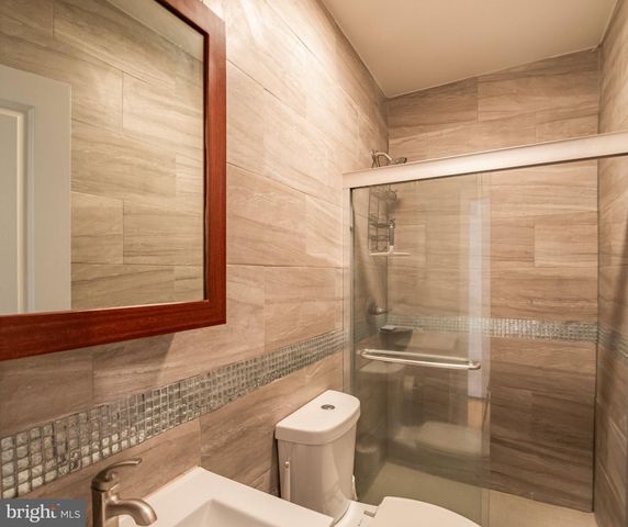 4914 CEDAR AVE, Philadelphia, PA 19143