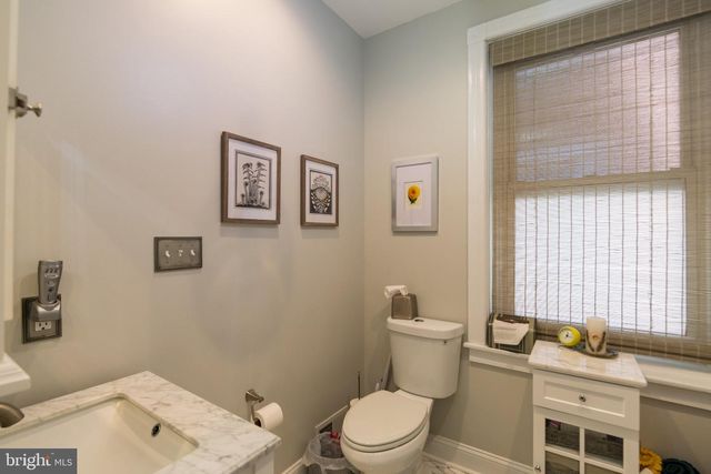 4914 CEDAR AVE, Philadelphia, PA 19143