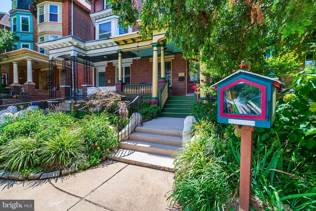 4914 CEDAR AVE, Philadelphia, PA 19143