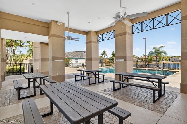 7611 Cameron CIR, Fort Myers, FL 33912