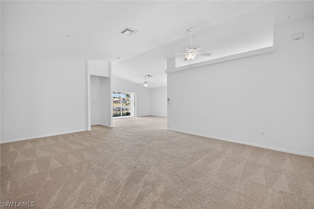 7611 Cameron CIR, Fort Myers, FL 33912