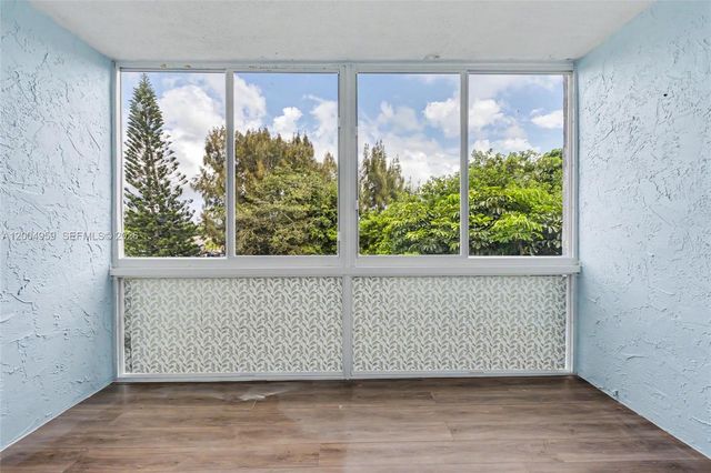 1402 NW 80th Ave 302, Margate, FL 33063