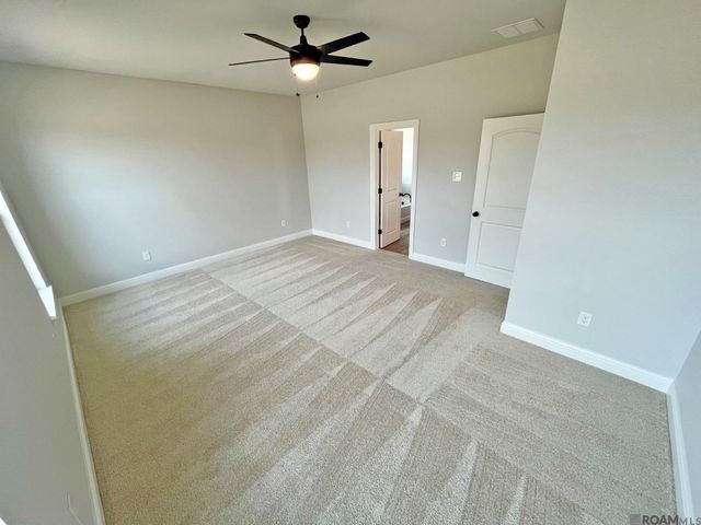 1232 Lakehaven Dr, Gonzales, LA 70737