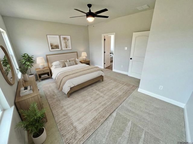 1232 Lakehaven Dr, Gonzales, LA 70737