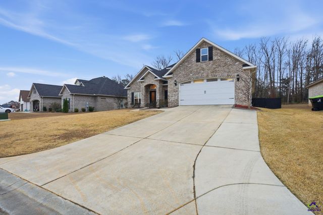 400 Rustic Live Oak Trail, Bonaire, GA 31005
